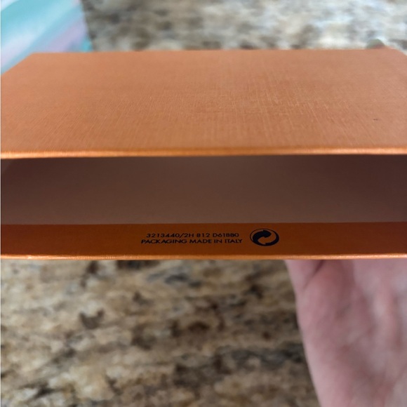 Louis Vuitton key pouch - Picture 8 of 11